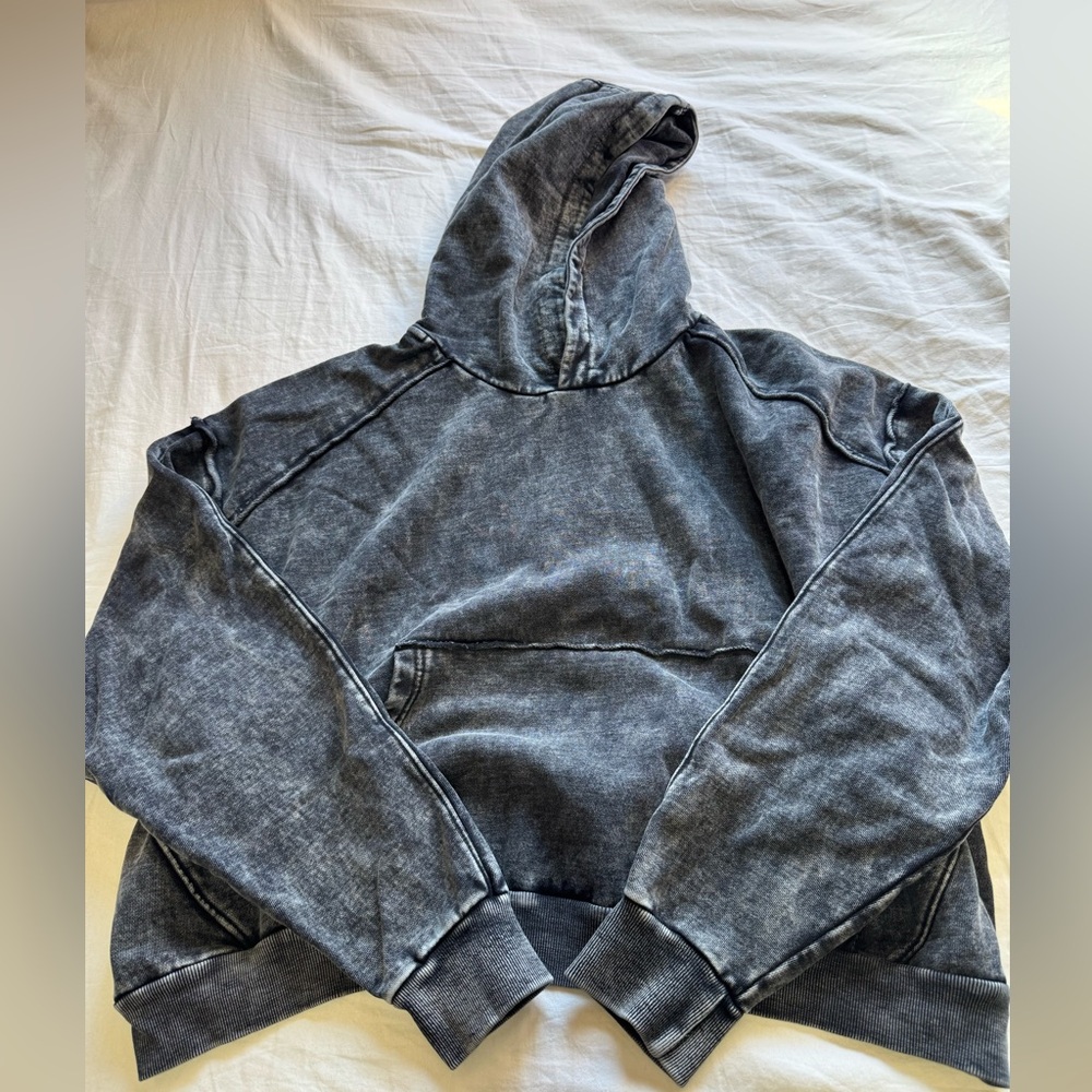 MNML - FRAYED SEAM ACID WASH HOODIE - Picture 4 of 5
